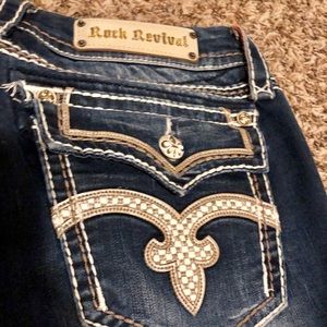 Ladies Rock Revival Size 33 Skinny